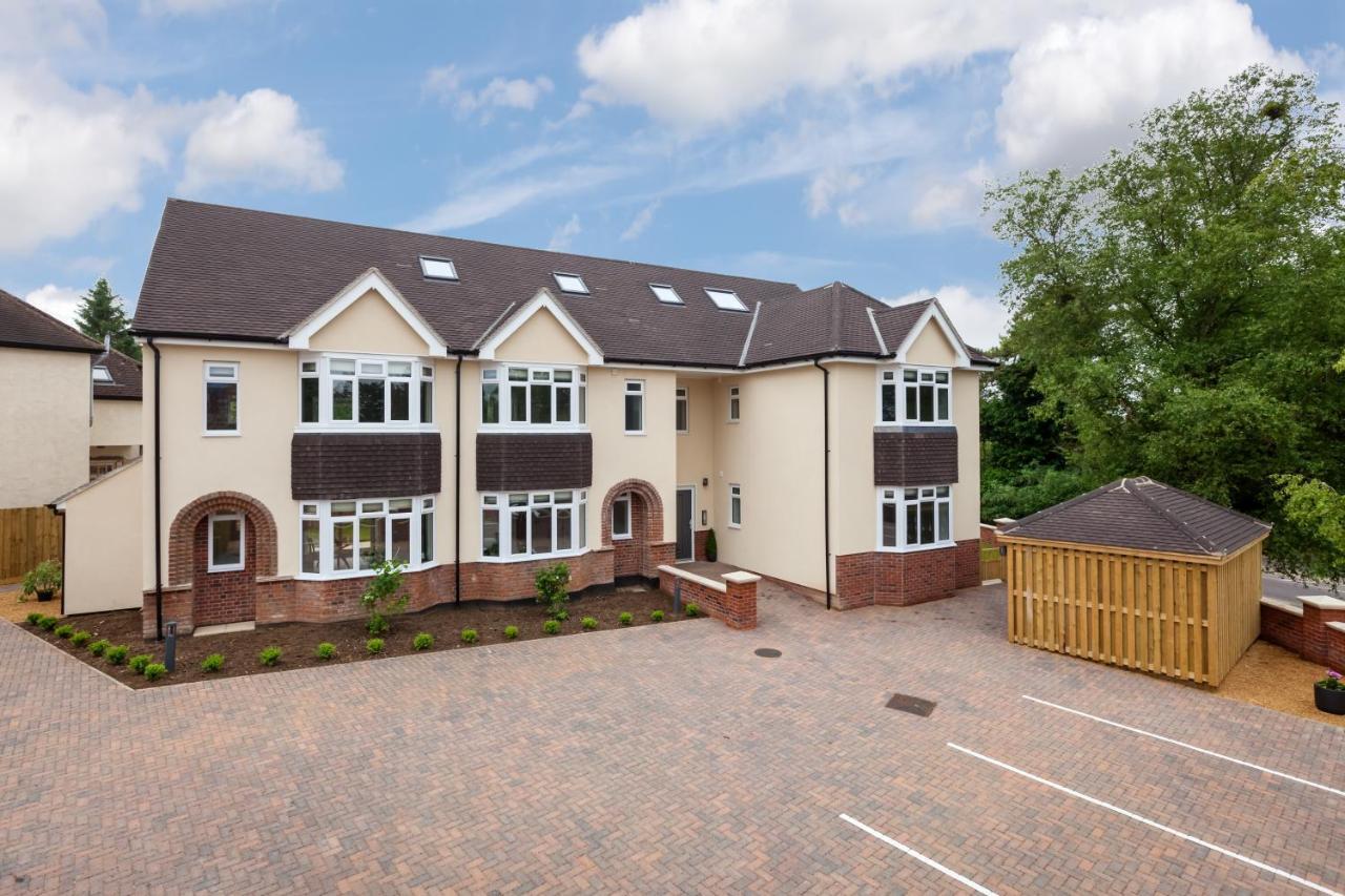 Ferienwohnung Large Private 2 Bed Apt W/ Lift Access & Parking Saffron Walden Exterior foto